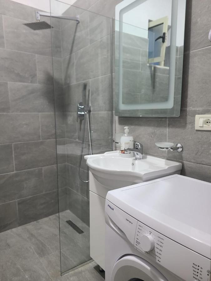 Home Inn Apartaments 티라나 외부 사진